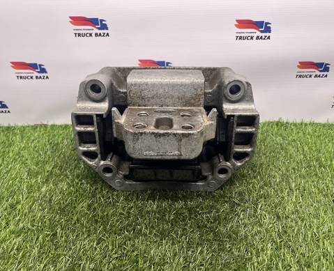 1921972 Подушка КПП