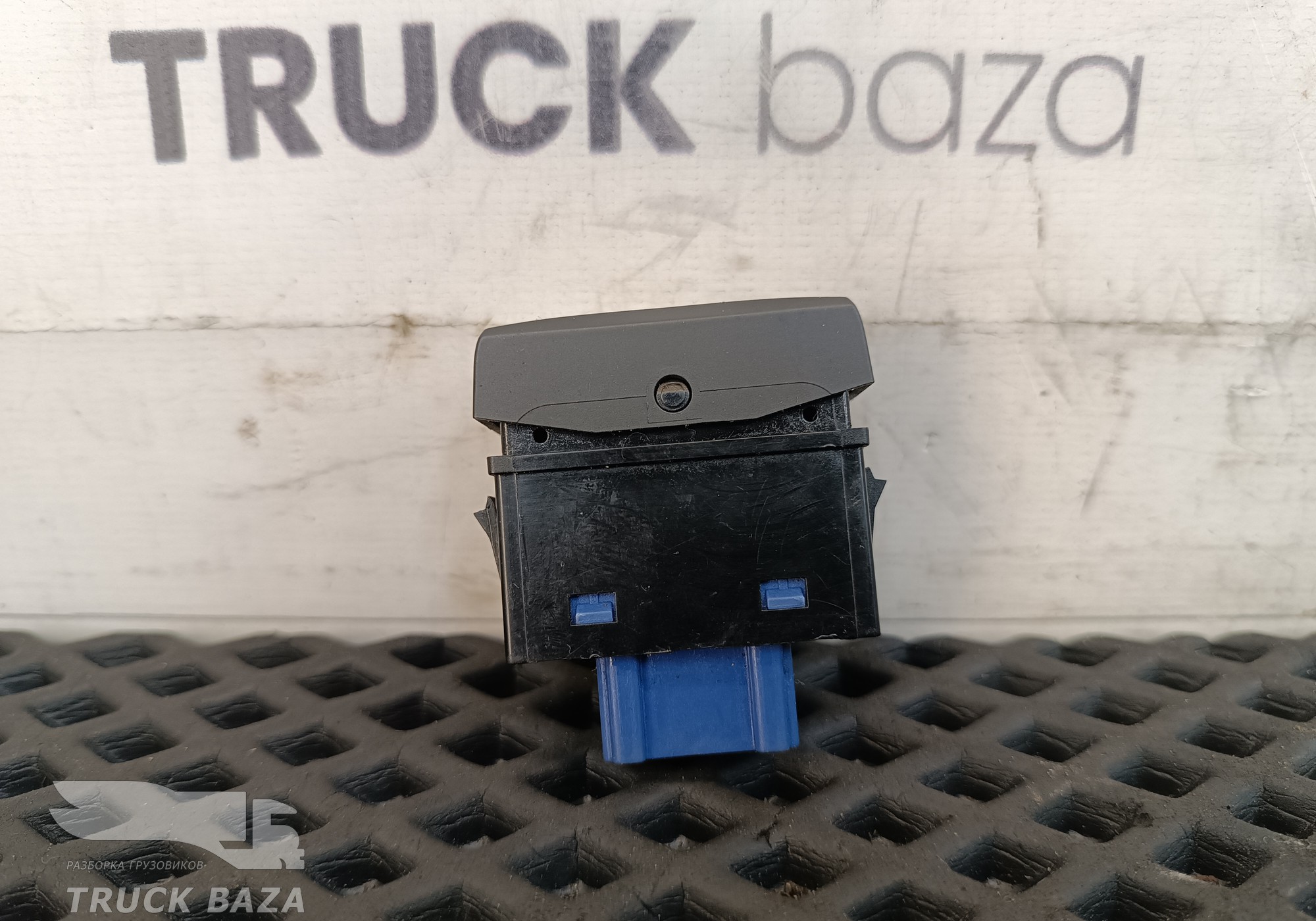 Кнопка люка для DongFeng GX DFH4180