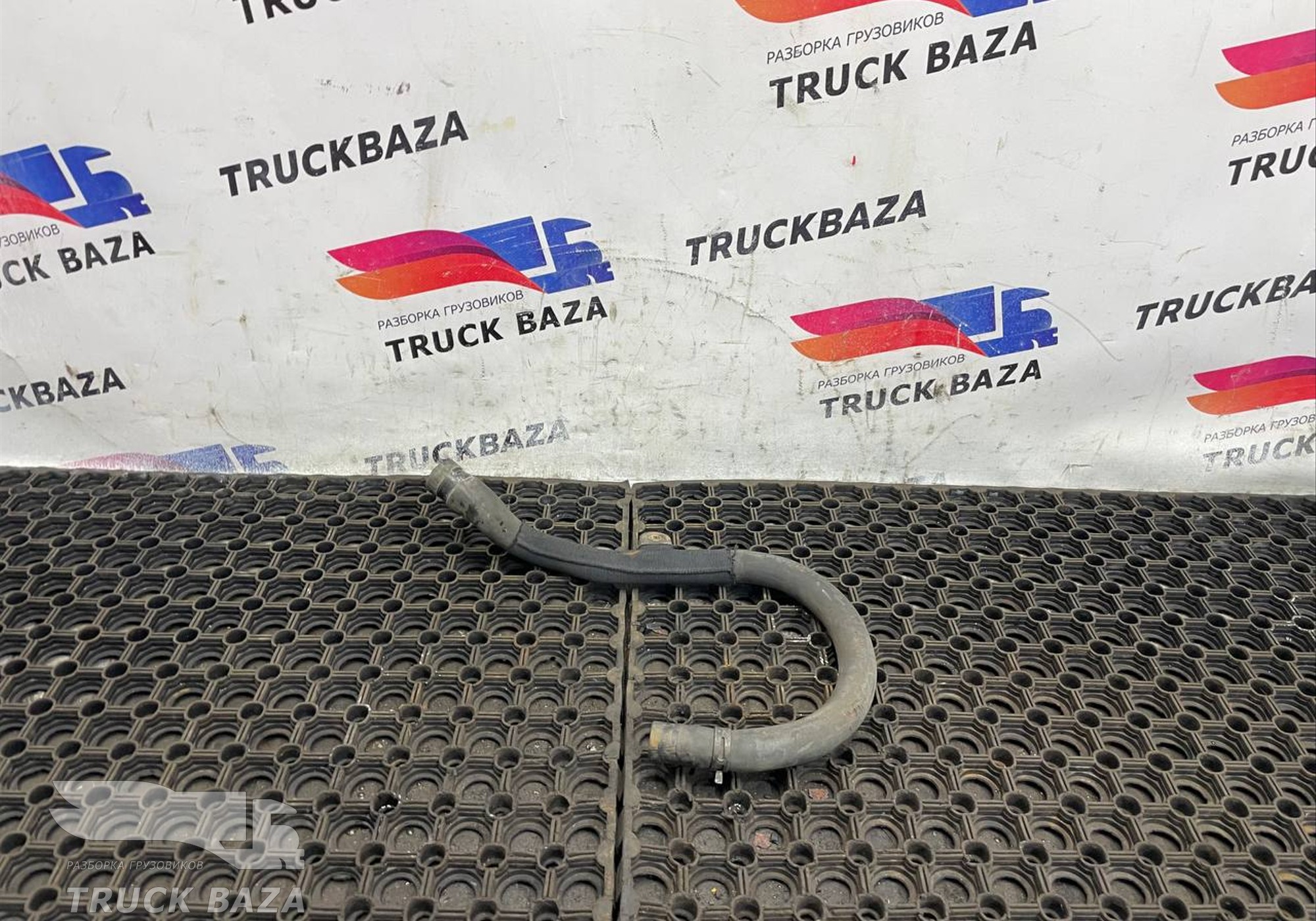 1689072 Патрубок отопителя для Daf XF105 (с 2005)