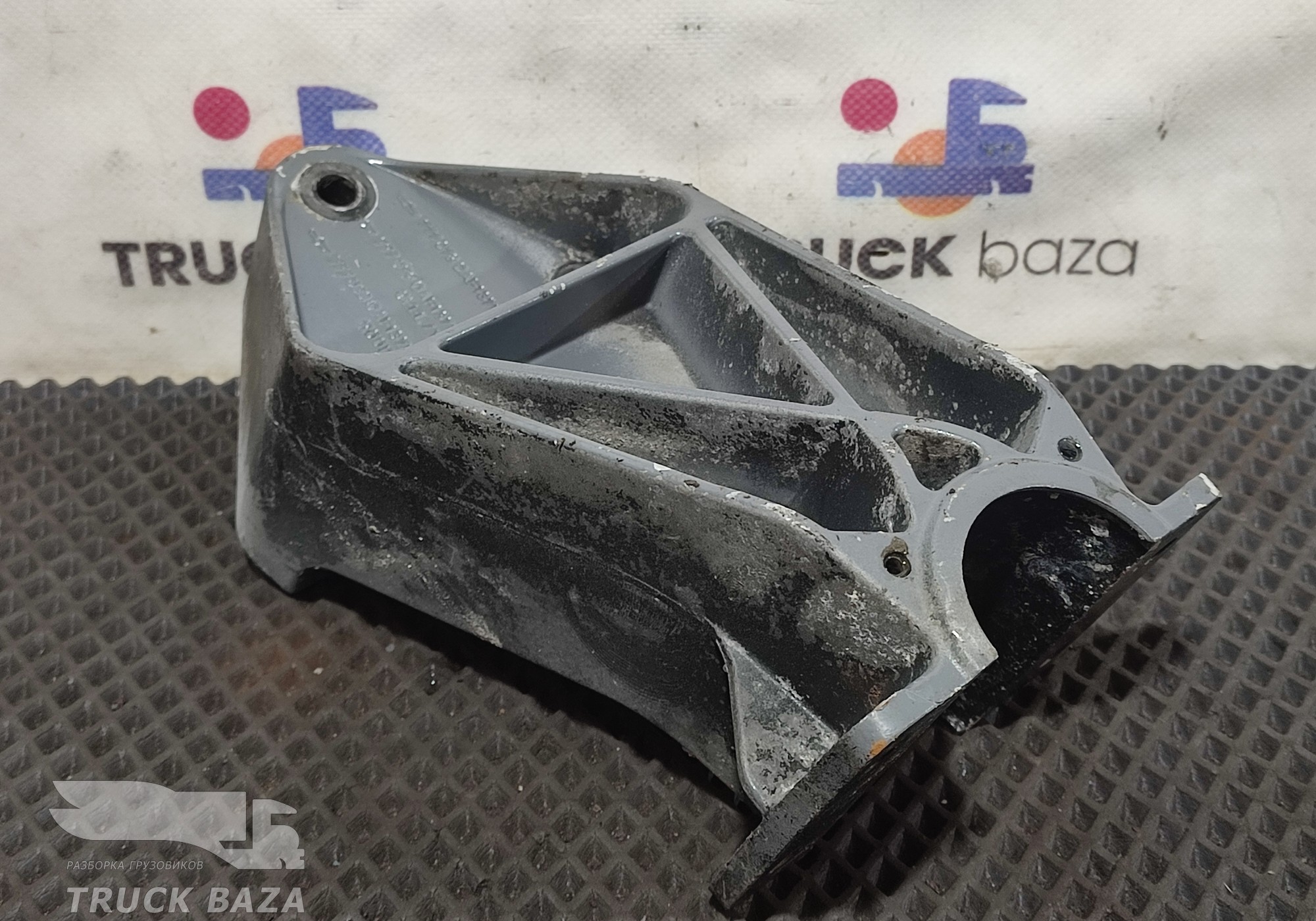 1371224 Кронштейн крыла заднего для Daf XF105 (с 2005)