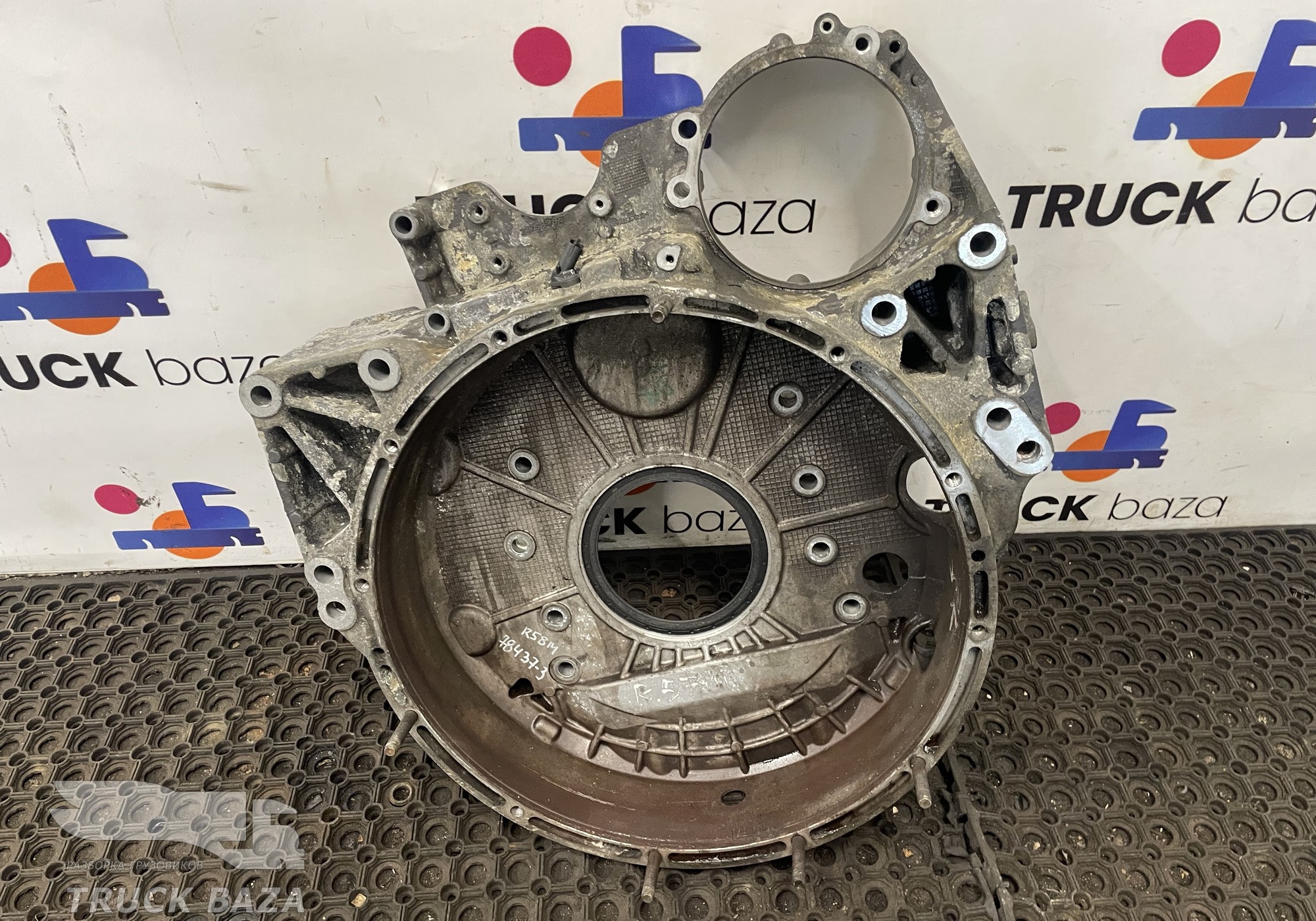 21768996 Кожух маховика для Renault T