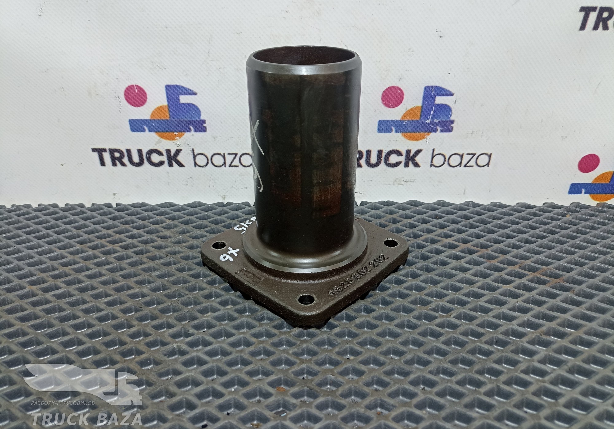 1328302202 Корпус первичного вала ZF для Man TGS I (с 2007)