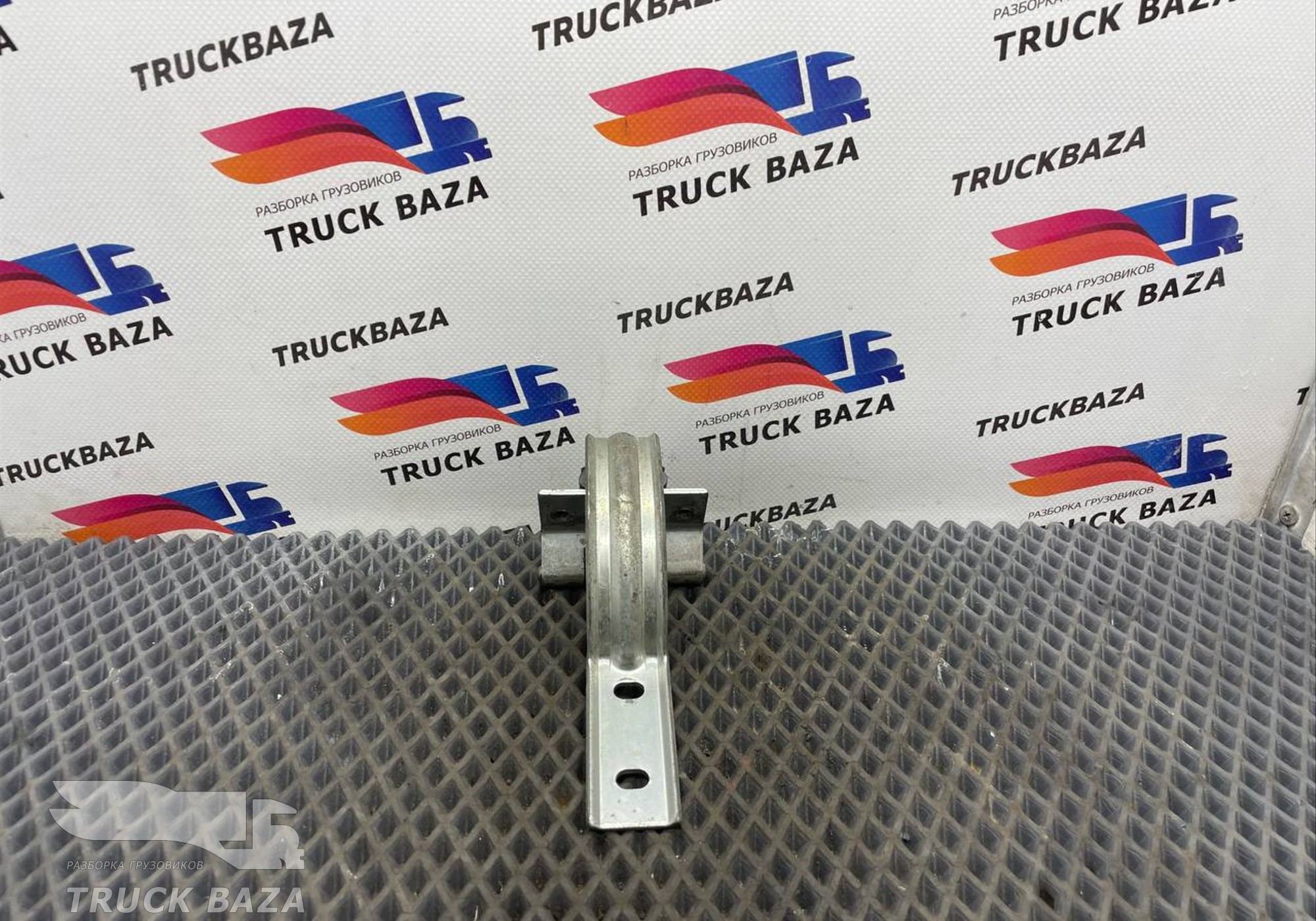 9437500221 Петля крышки инструментального ящика для Mercedes-Benz Actros MP3 (с 2008)