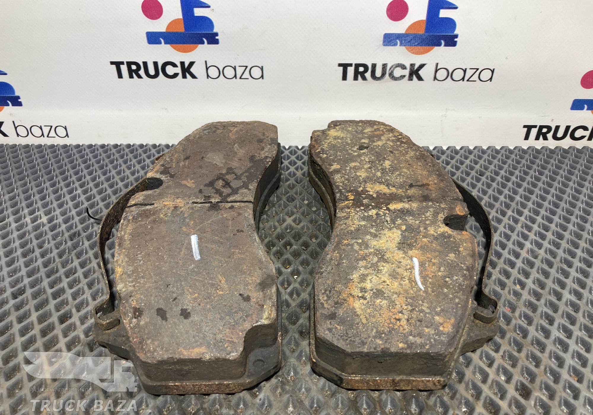 1982826 Колодки тормозные для Daf XF105 (с 2006 по 2020)