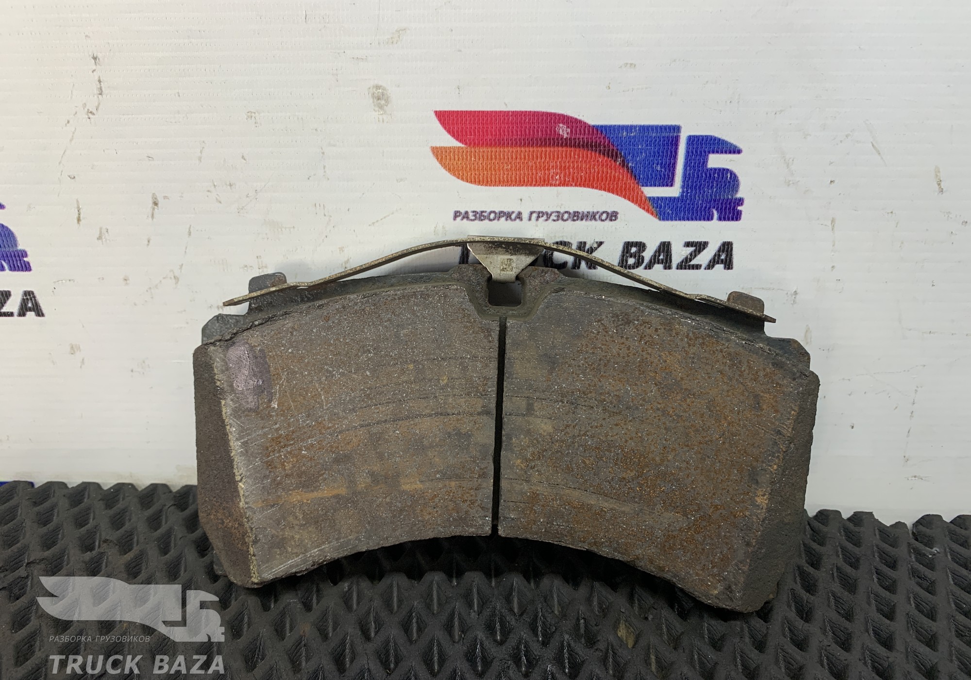 A0014236410 Колодки тормозные для Mercedes-Benz Actros MP3 (с 2008)
