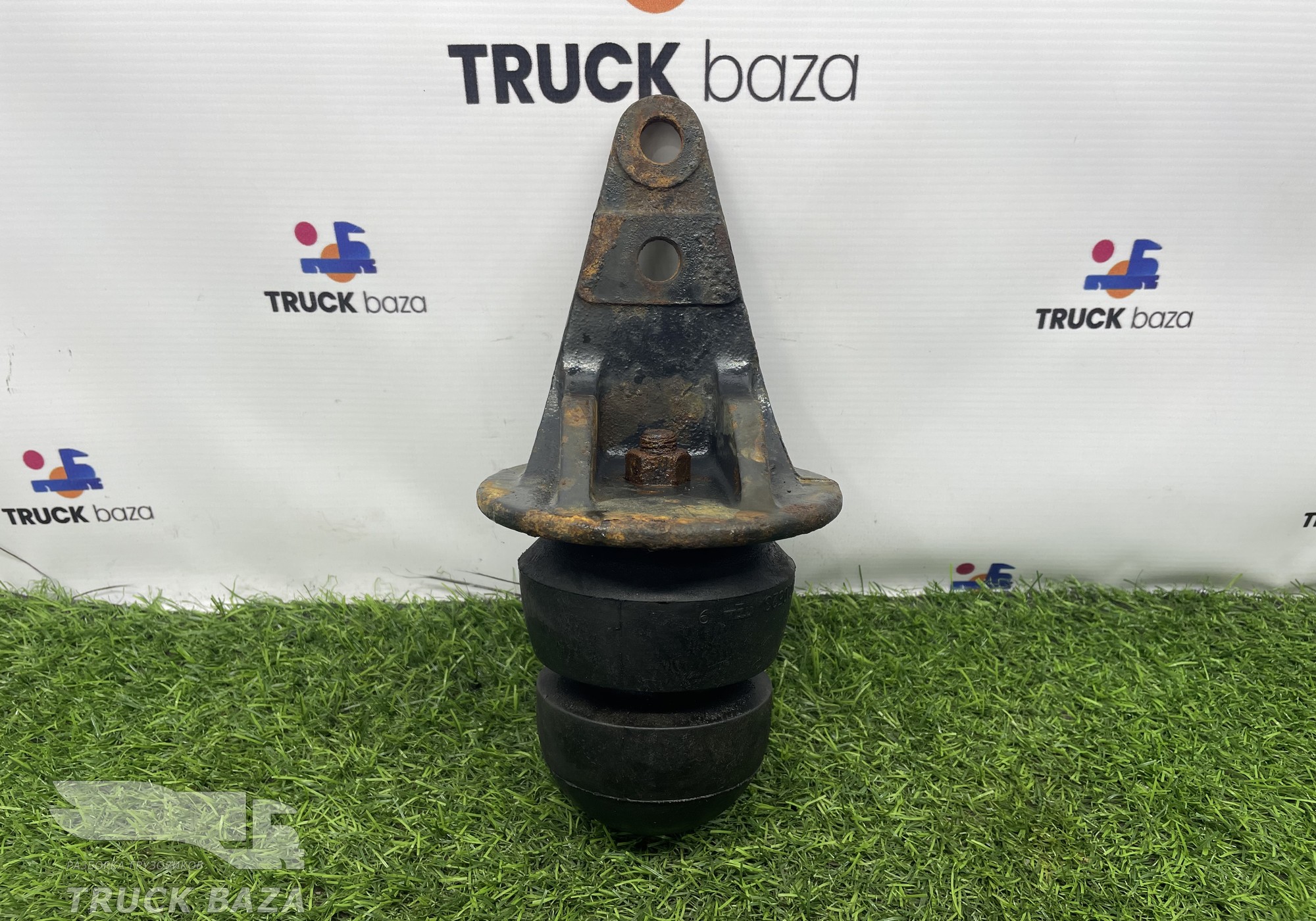 81436400207 Отбойник рессоры передней