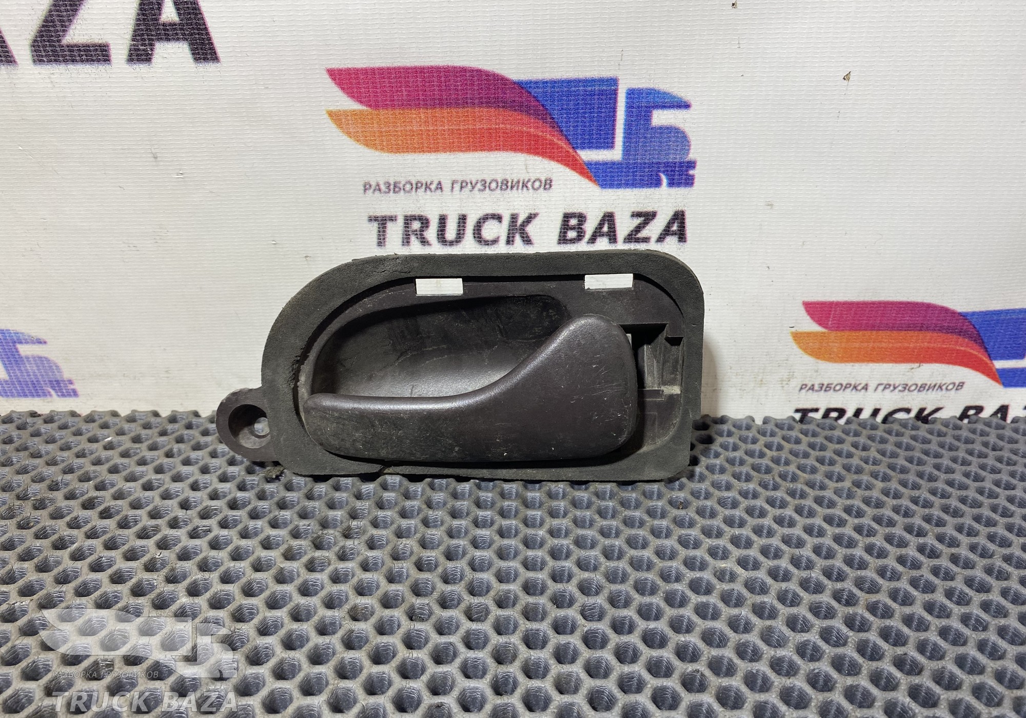 77008165650 Ручка двери внутренняя правая для Renault Magnum IV DXi (с 2005 по 2013)