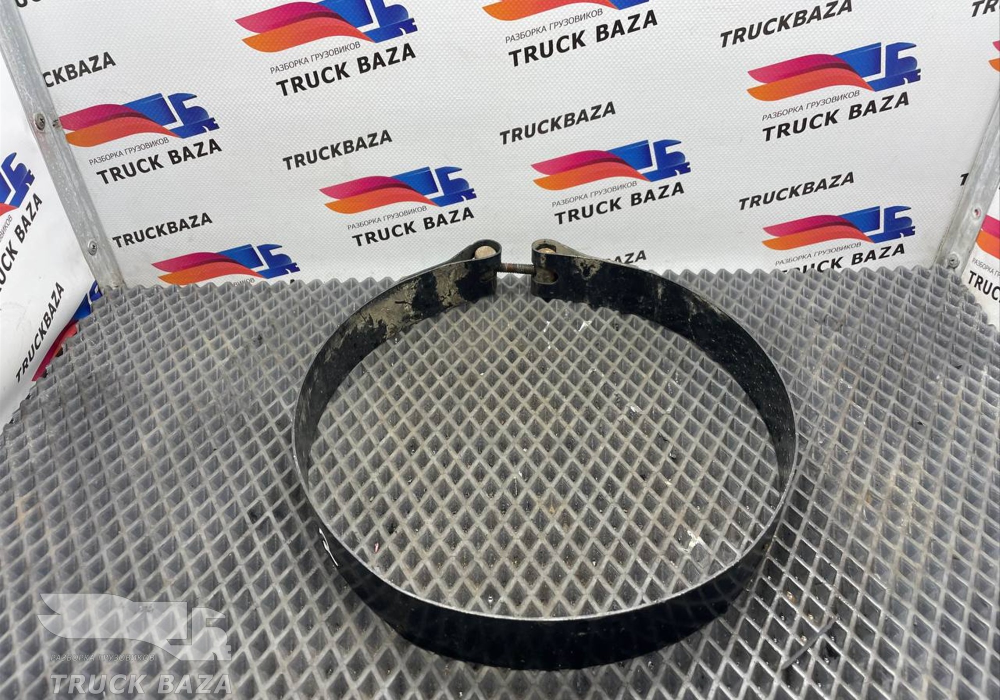 DZ97189361062 Хомут ресивера для Shacman X3000 (с 2014)