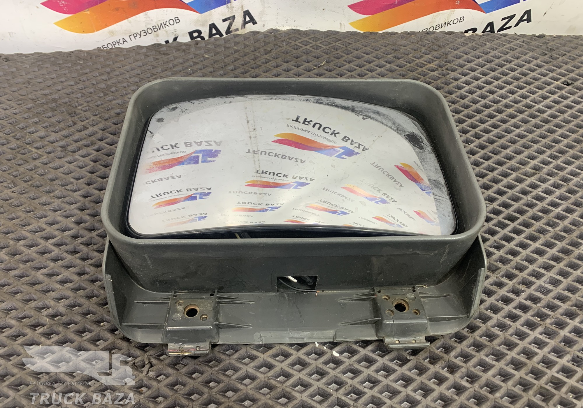 98472975 Зеркало бордюрное для Iveco EuroTech