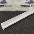 84817996 Светоотражатель левый для Renault T (с 2013)