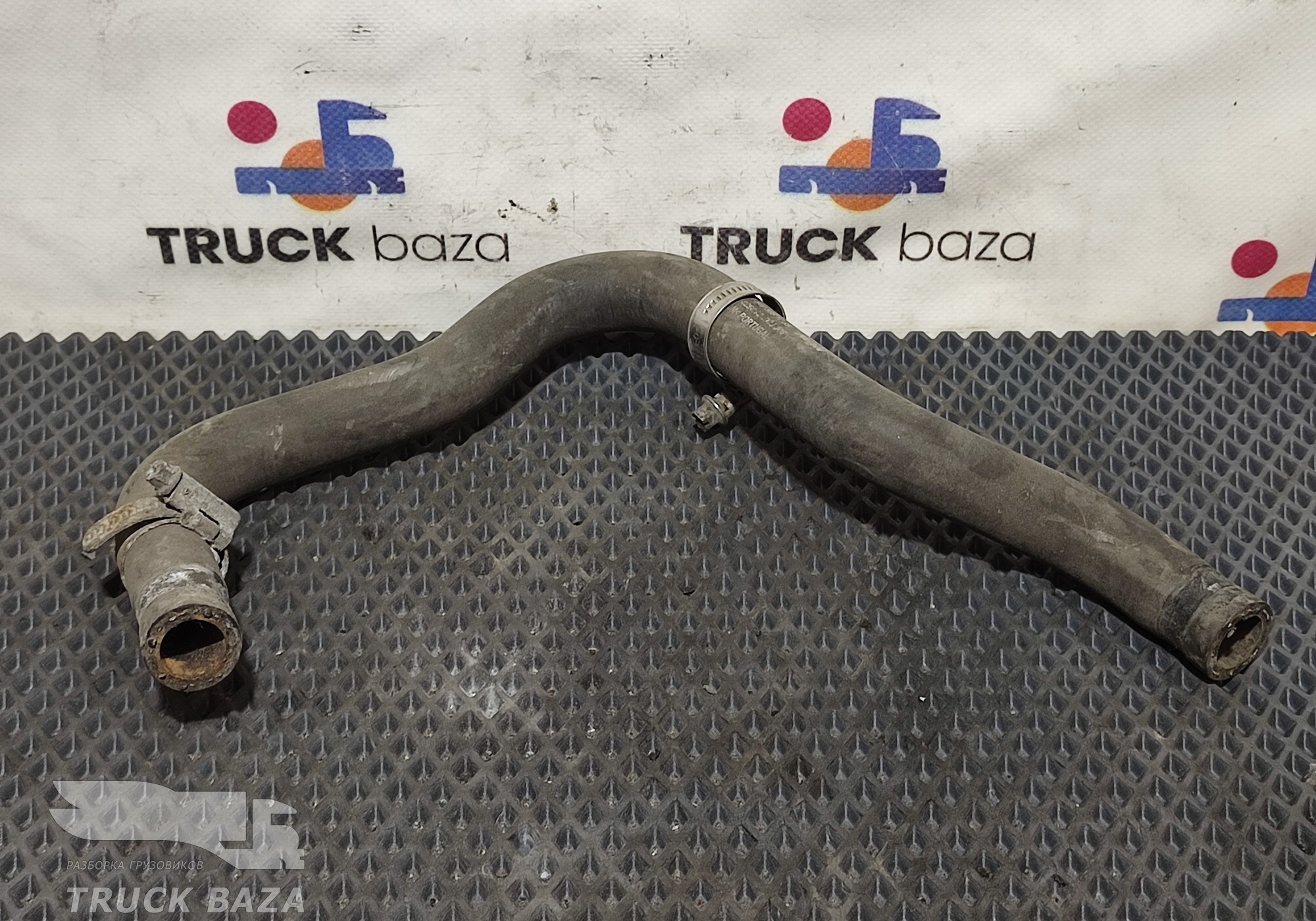 9405061735 Патрубок радиатора