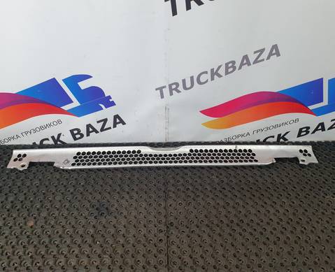 1870689 Вставка в решетку радиатора для Scania