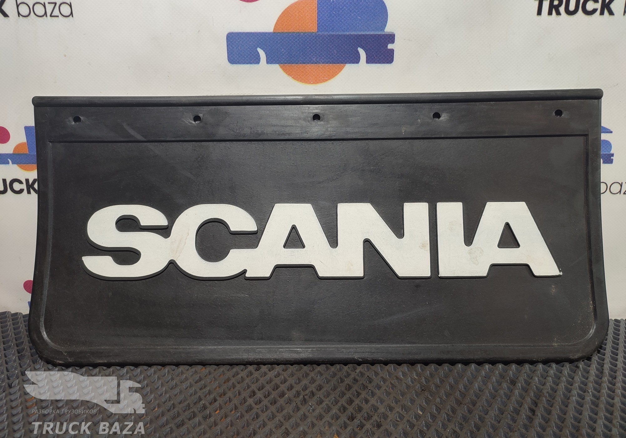 Брызговик заднего крыла