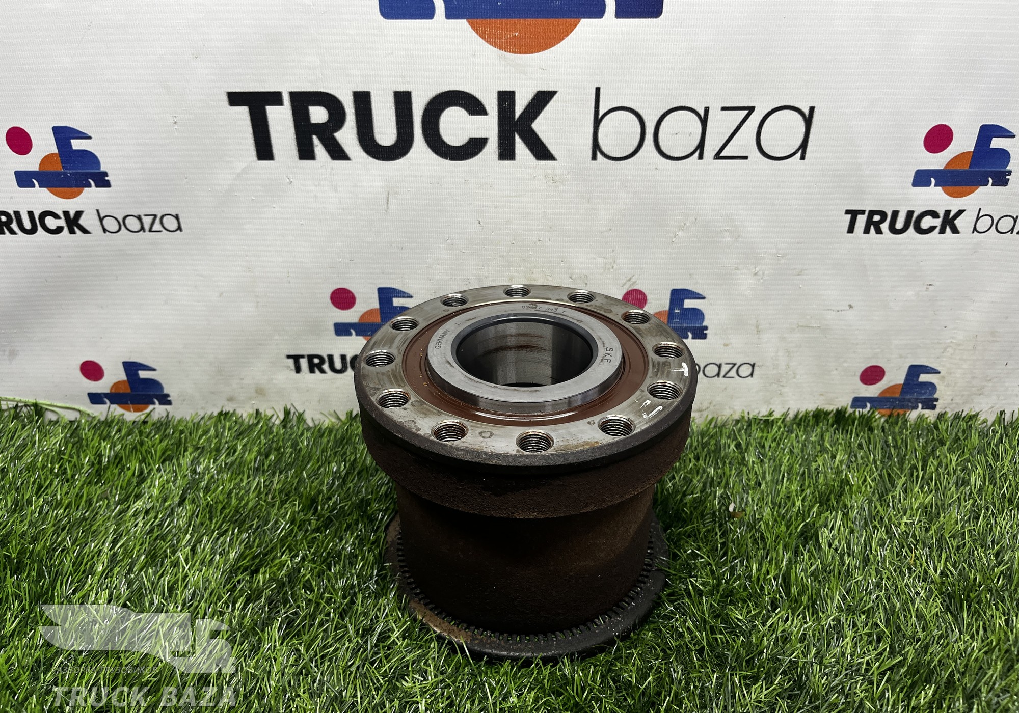 WG4071418068 Ступица передняя для Sinotruk Sitrak C7H