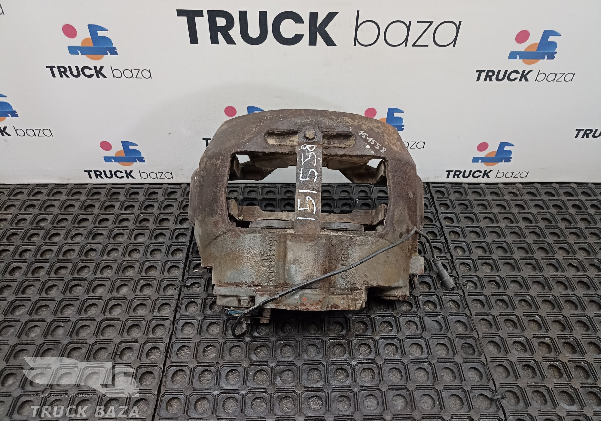 20424073 Суппорт задний правый для Volvo