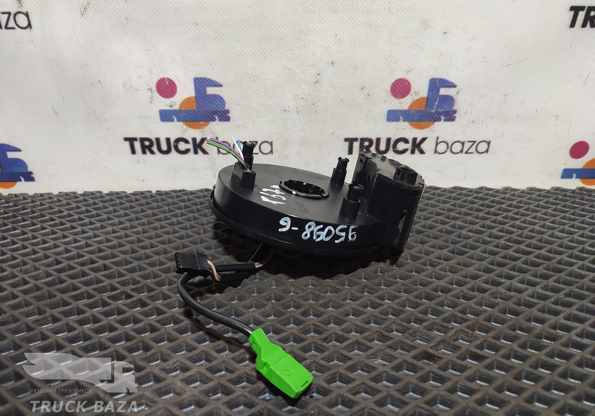 1677033 Шлейф подрулевой для Daf XF105