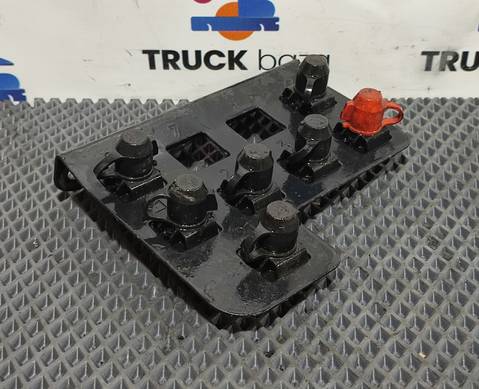 81517150729 Кронштейн контрольных разъемов для Man TGX II (с 2012)
