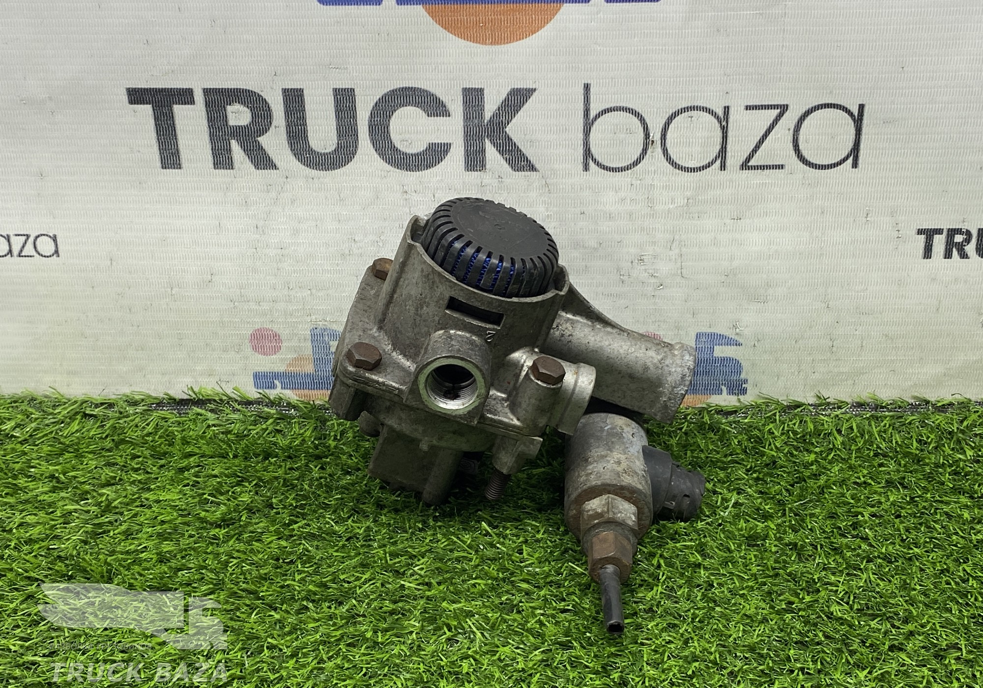 4802070010 Клапан ускорительный EBS