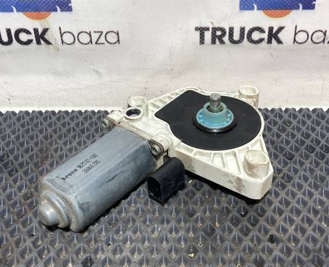 55382110 Моторчик стеклоподъемника левый для КАМАЗ