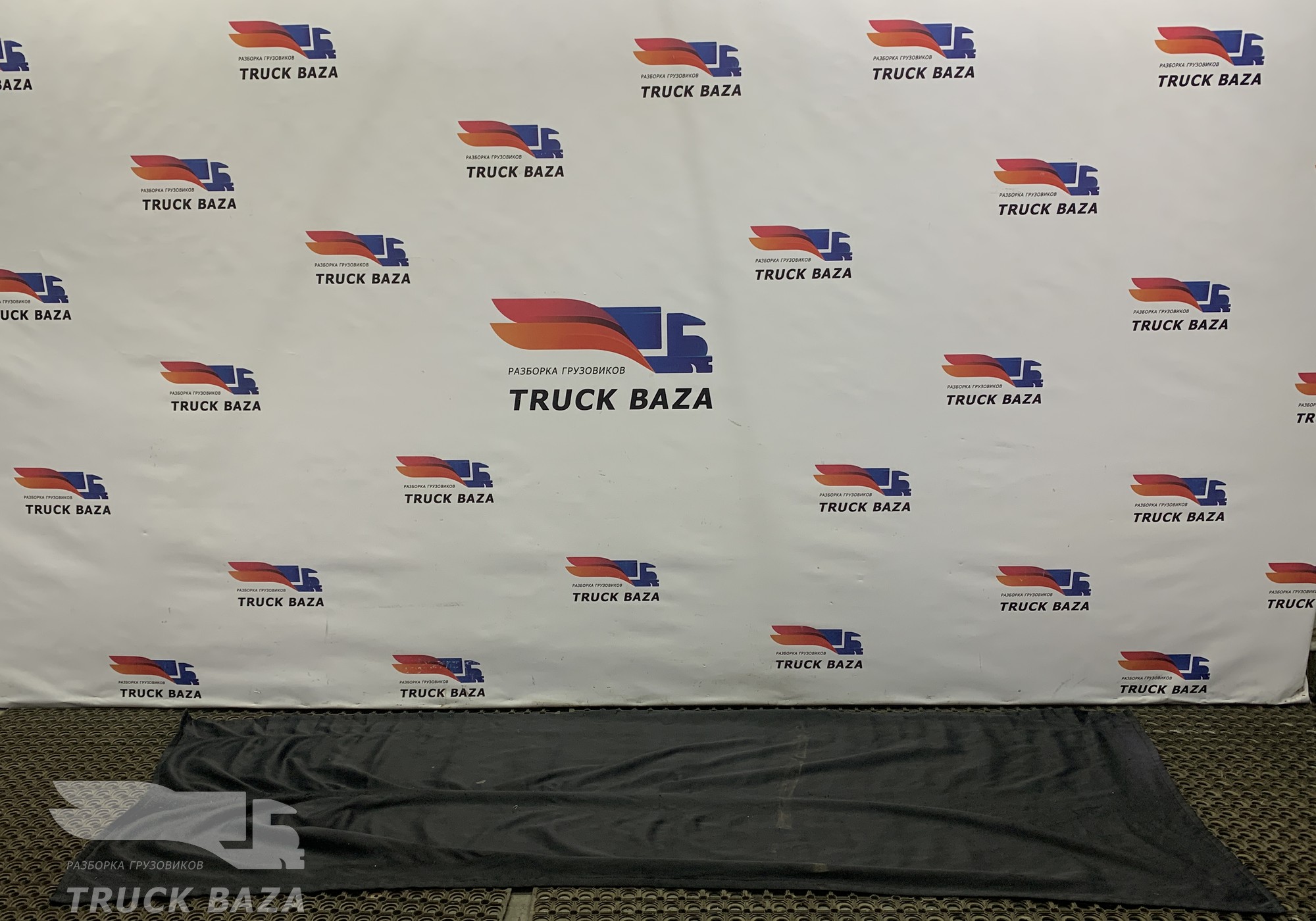 549018205025 Солнцезащитная шторка для КАМАЗ 54901