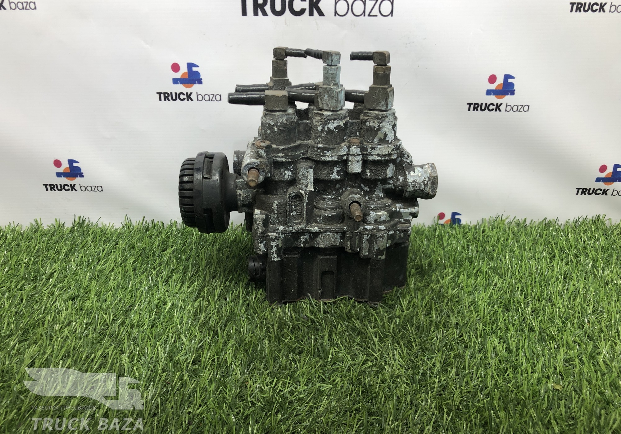 81259026158 Кран уровня пола главный