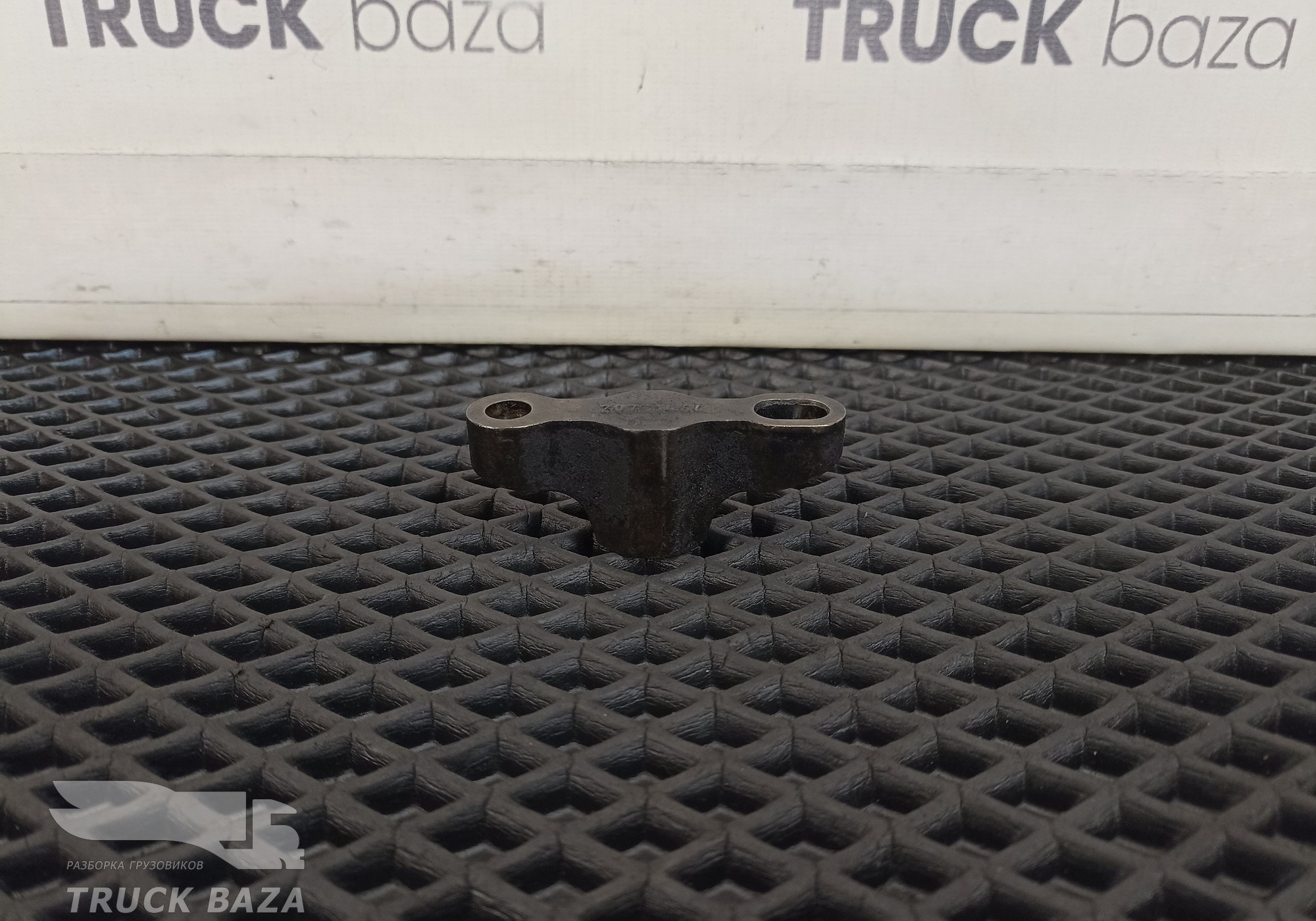7420751464 Коромысло для Renault Premium