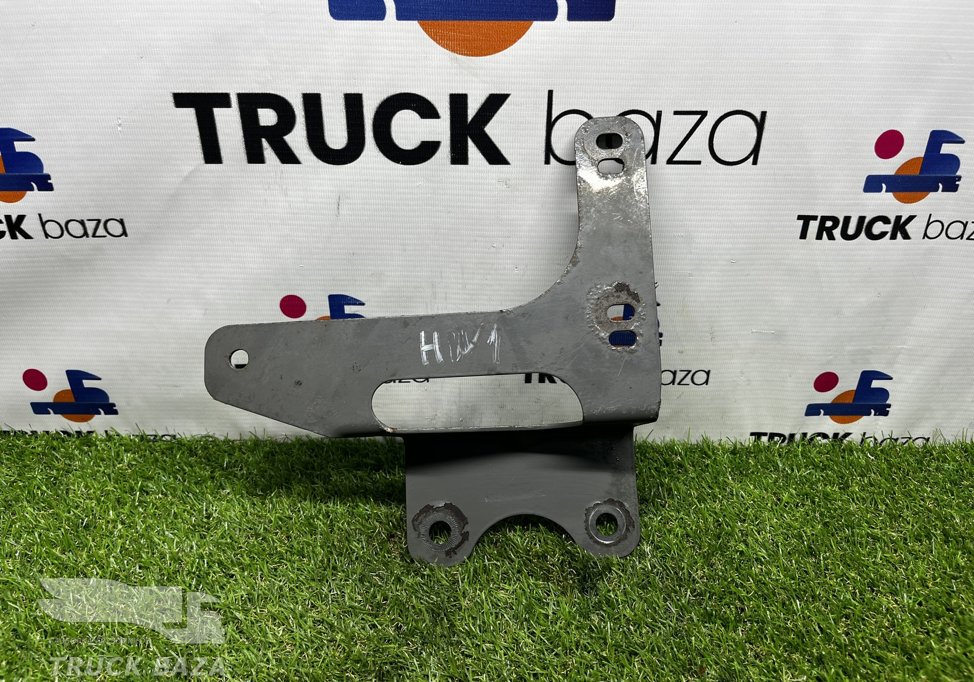 752W425000224 Кронштейн шумоизоляцией левой для Sinotruk Howo T5G