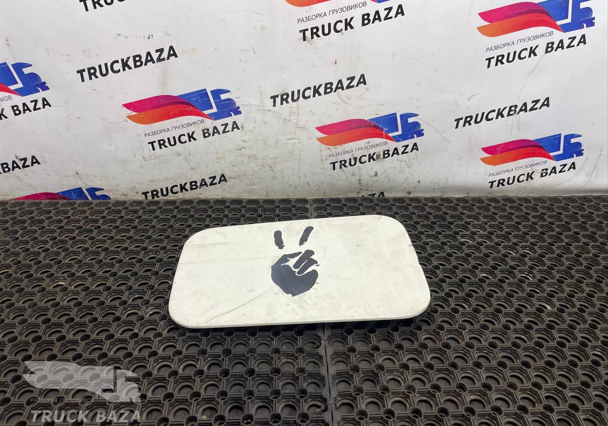 1370328 Крышка инструментального ящика для Scania 4-series P (с 1995 по 2007)