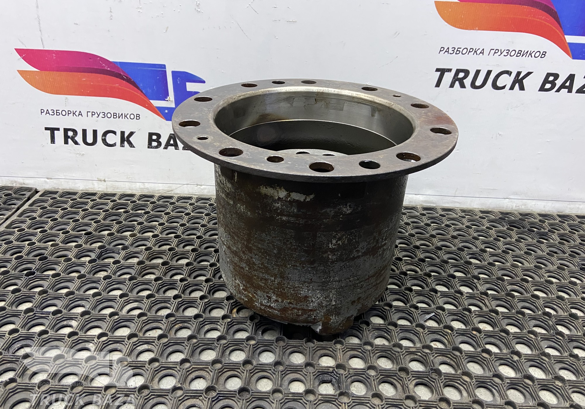7421302562 Редуктор бортовой для Renault Kerax