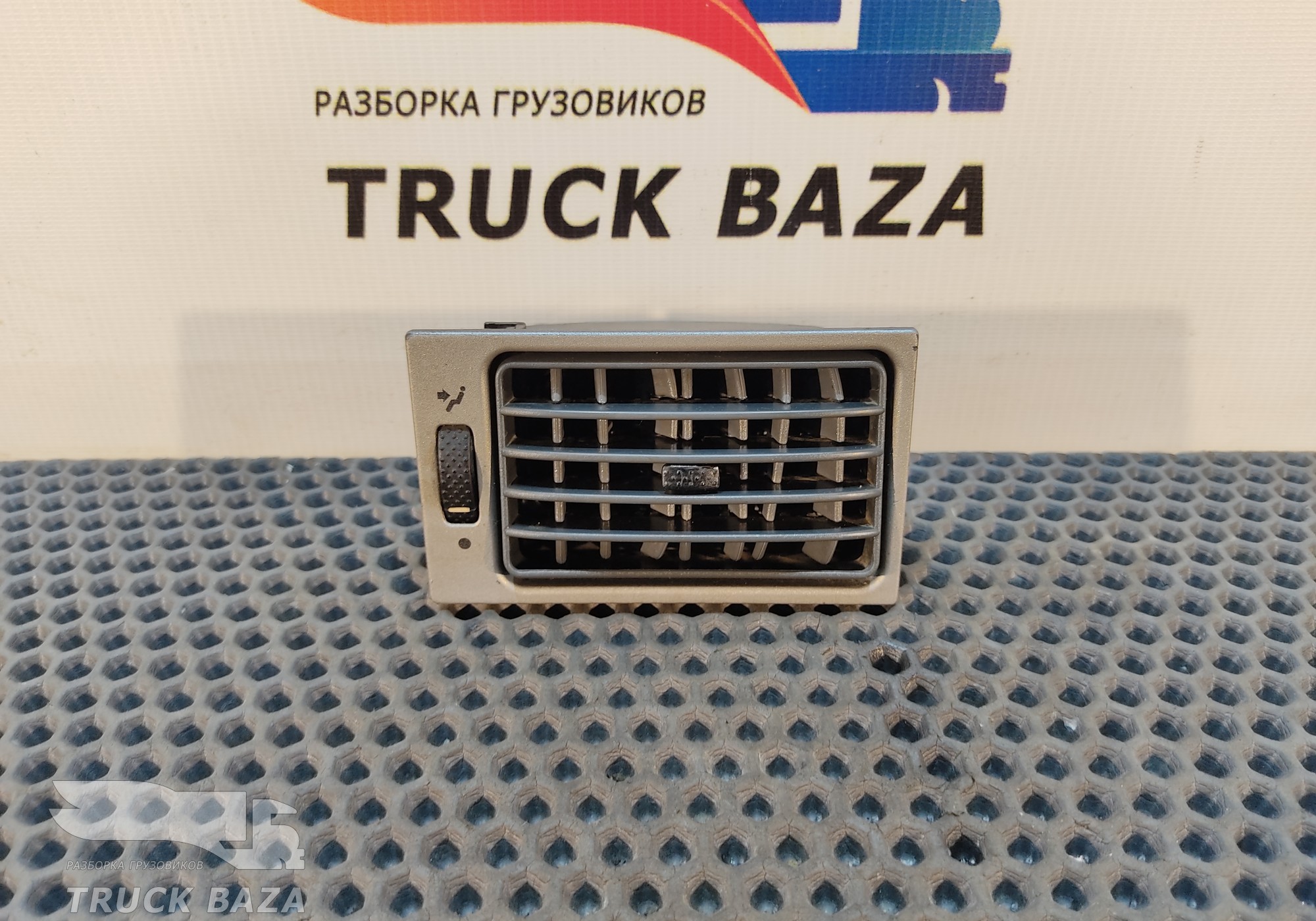 500385860 Дефлектор воздушный для Iveco Stralis I (с 2002)
