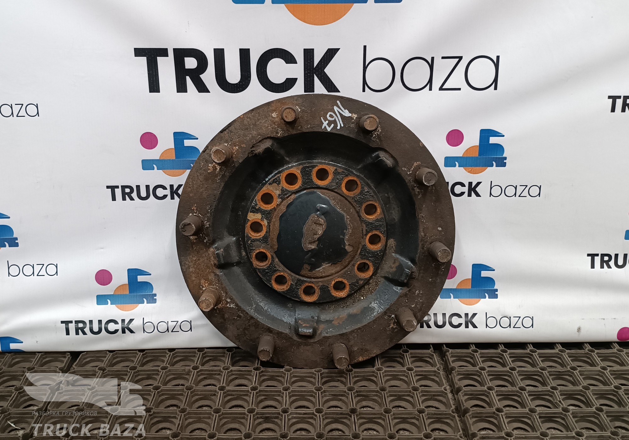 81443013194 Фланец передней ступицы для Man TGX