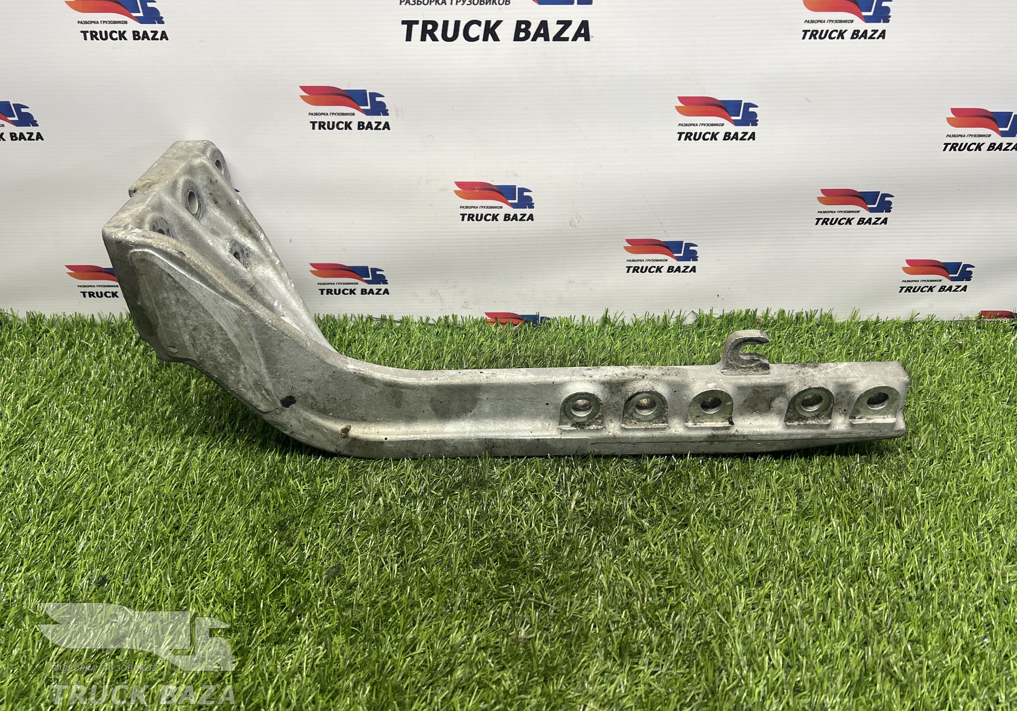 22200142 Кронштейн выхлопной системы