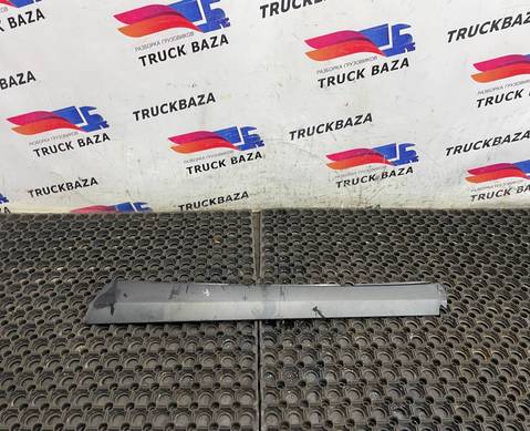 A9606902570 Накладка лобового стекла правая для Mercedes-Benz Actros New Actros MP4 (с 2011)