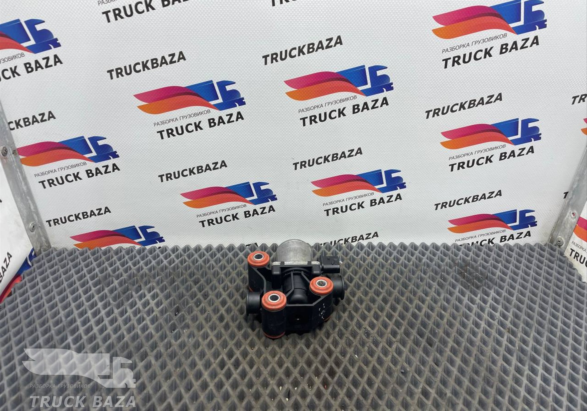 37540260060 Насос системы AdBlue для КАМАЗ 54901