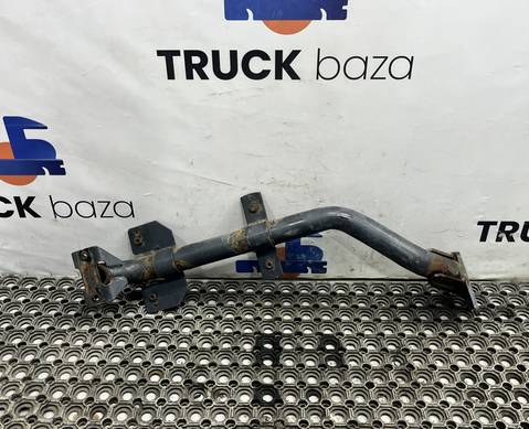 A9305208233 Кронштейн крыла переднего правого для Mercedes-Benz Actros MP2 (с 2002 по 2008)