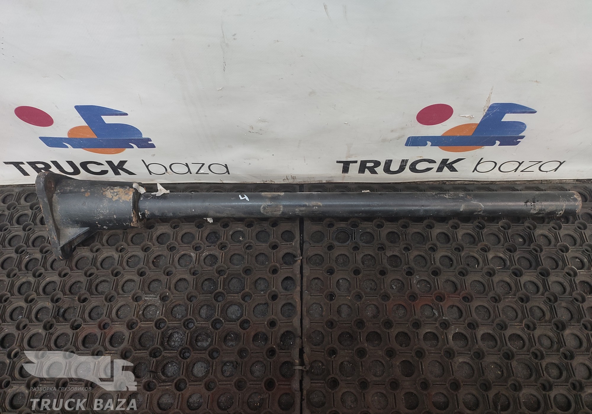 5490840414020 Кронштейн крыла заднего для КАМАЗ 5490 (с 2013)