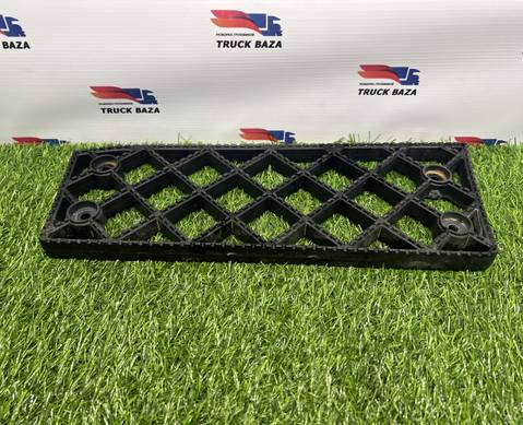 549018405037 Площадка подножки для КАМАЗ 54901