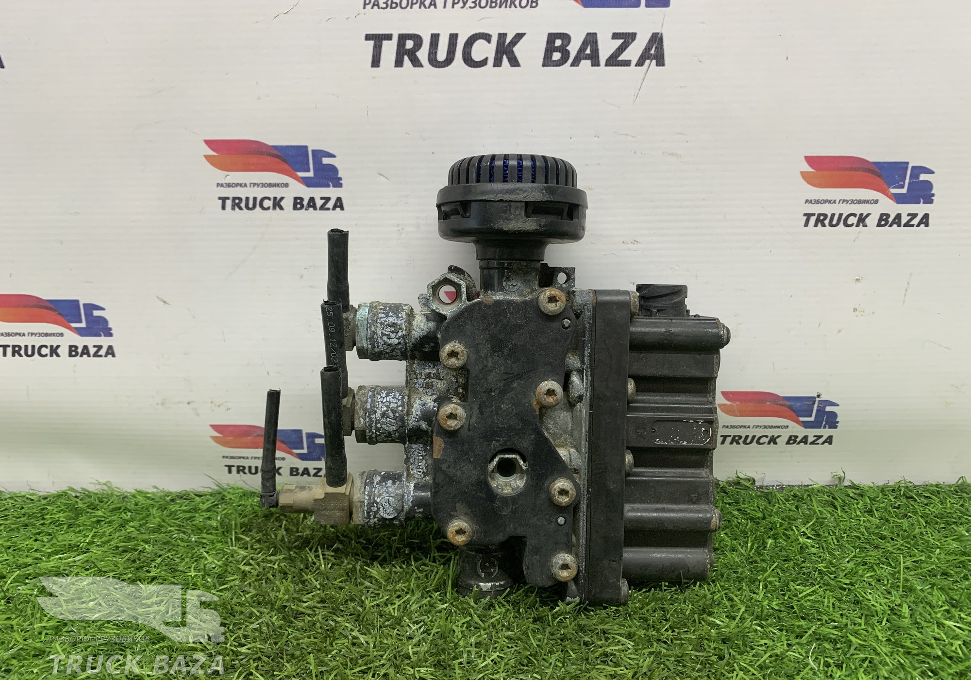 81259026238 Кран уровня пола главный