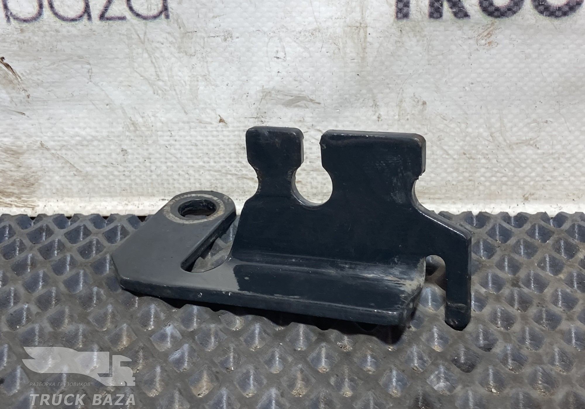 81123400067 Кронштейн топливных трубок для Man TGX