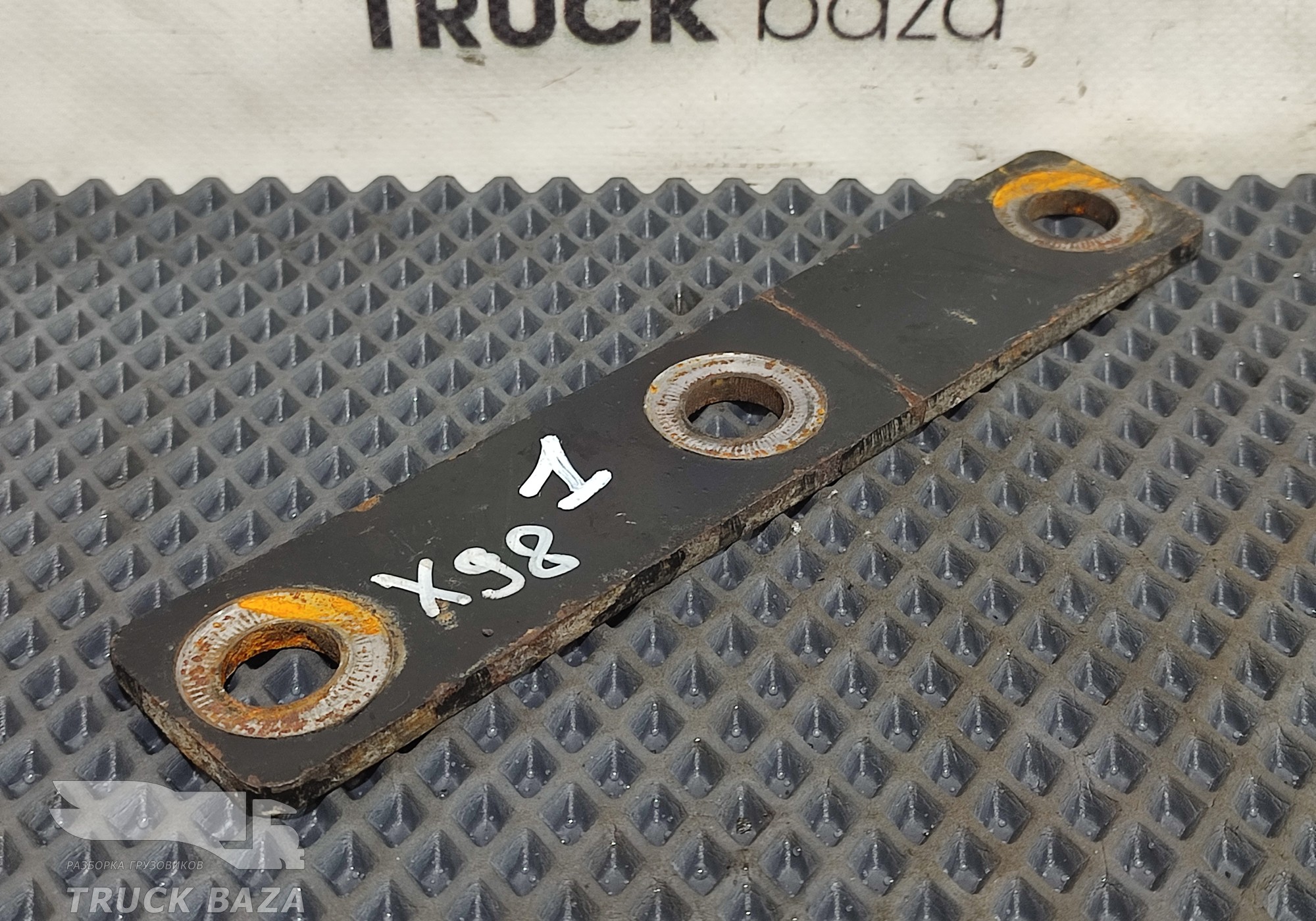 Проставка кронштейна топливного бака для Daf XF105 (с 2005)