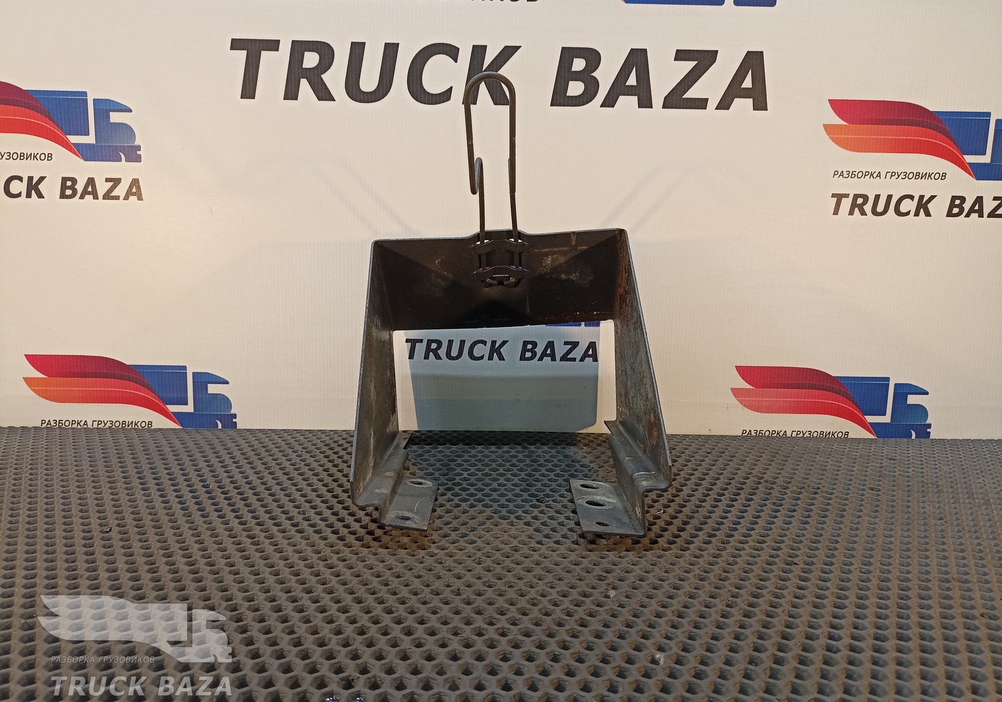41219281 Кронштейн противооткатного упора левый для Iveco