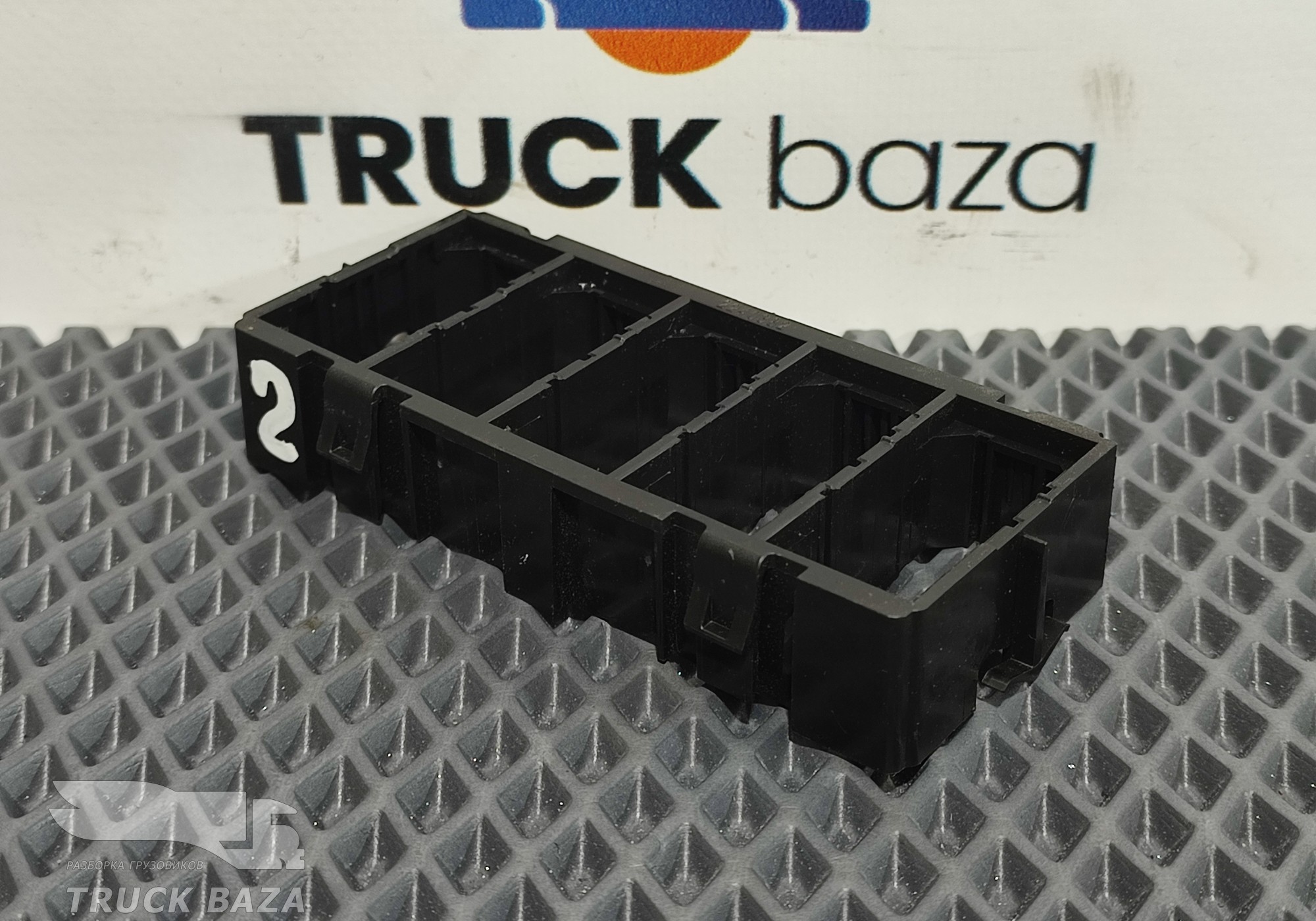 2240382 Панель выключателей для Scania 6-series R (с 2016)