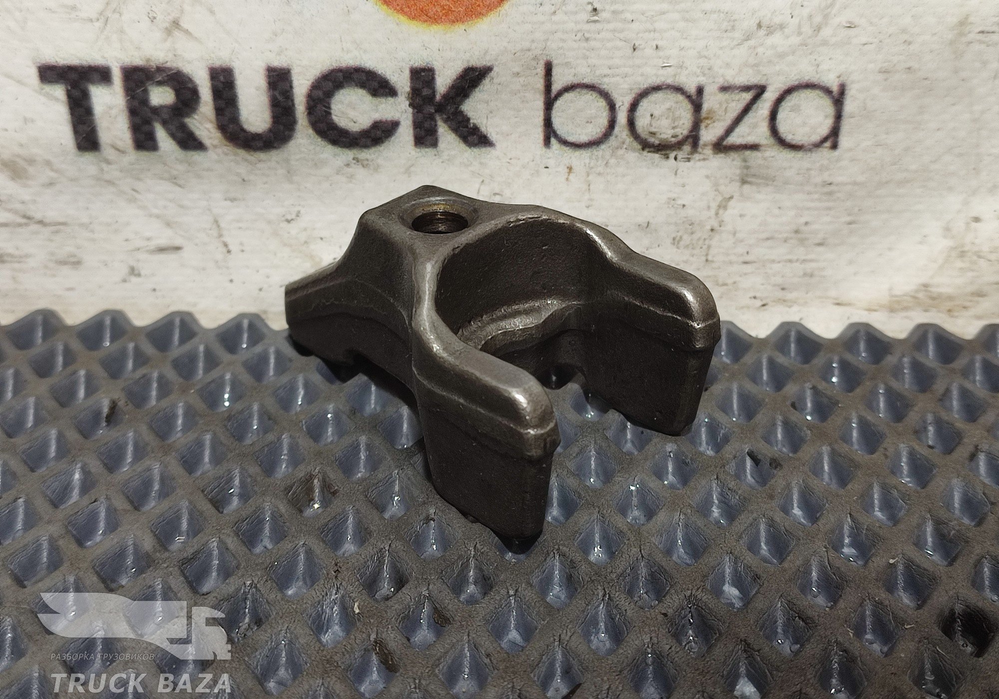 A4720780135 Кронштейн топливной форсунки для Mercedes-Benz Actros New Actros MP4 (с 2011)