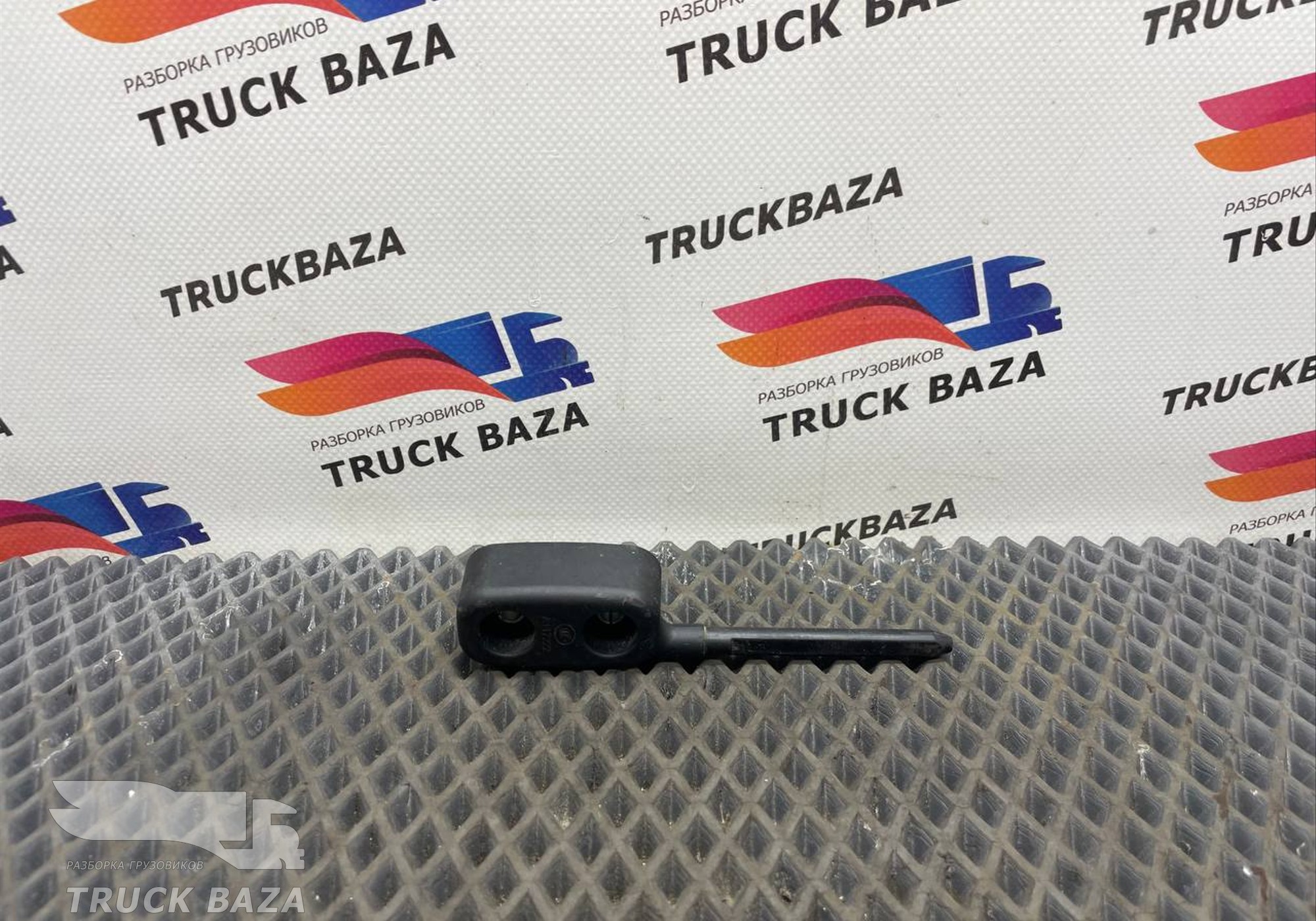 9608105810 Кронштейн козырька солнцезащитного для Mercedes-Benz Actros New Actros MP4 (с 2011)