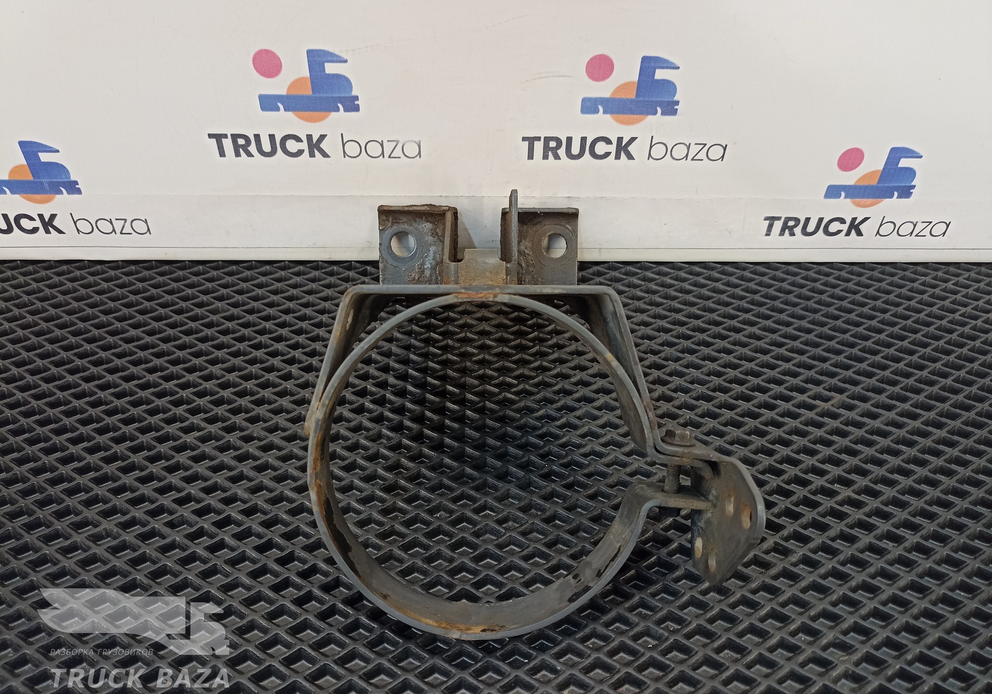 21410195 Кронштейн бачка ГУРа для Volvo FM II (с 2002)