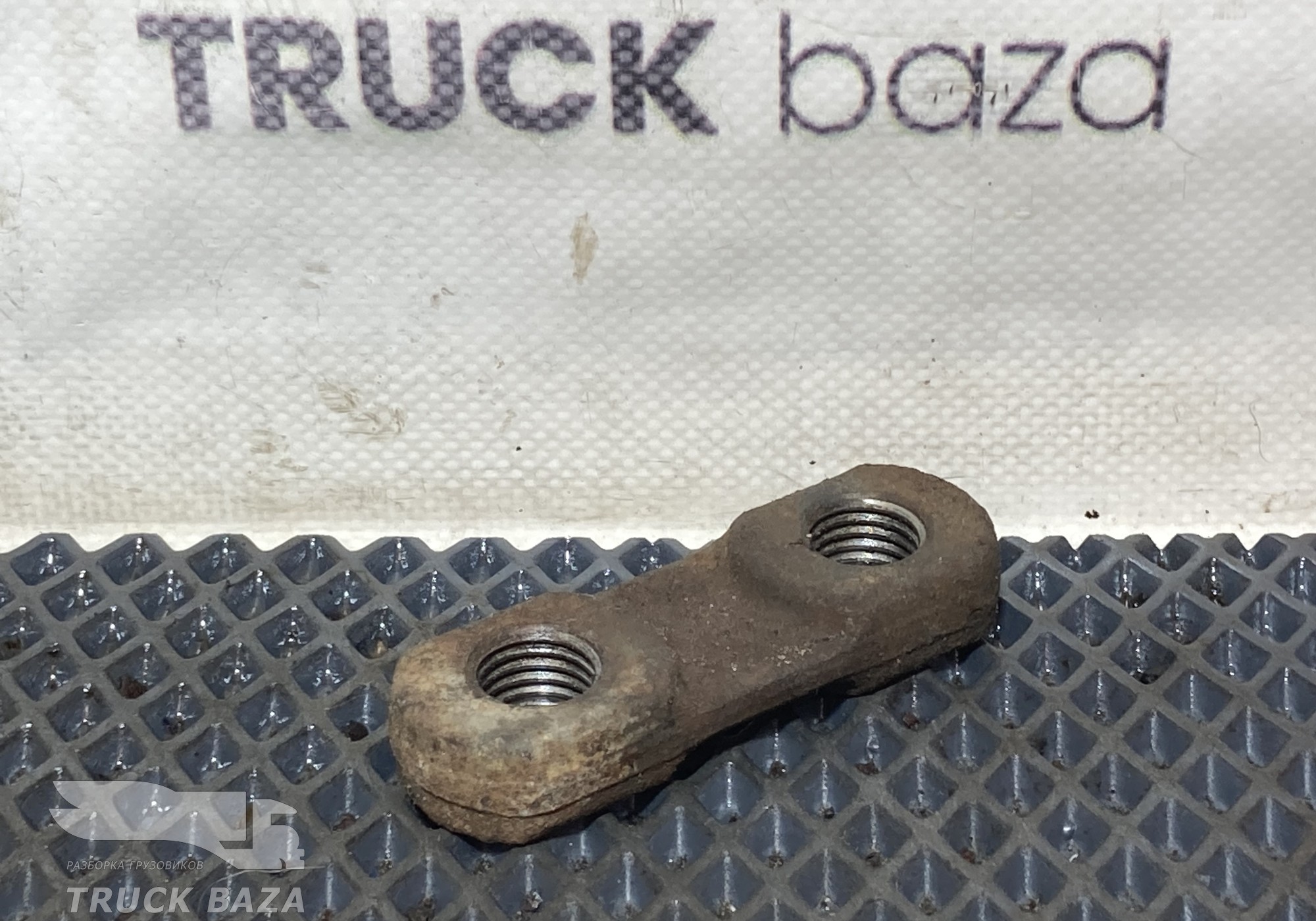 2143399 Держатель гайки