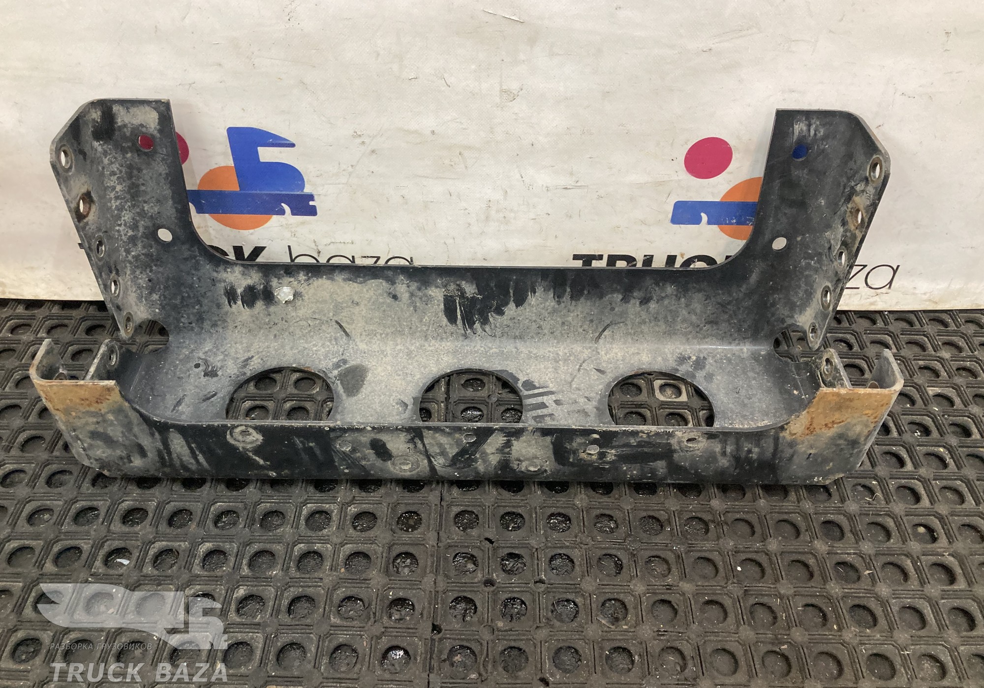 81412500142 Траверса рамы поперечная