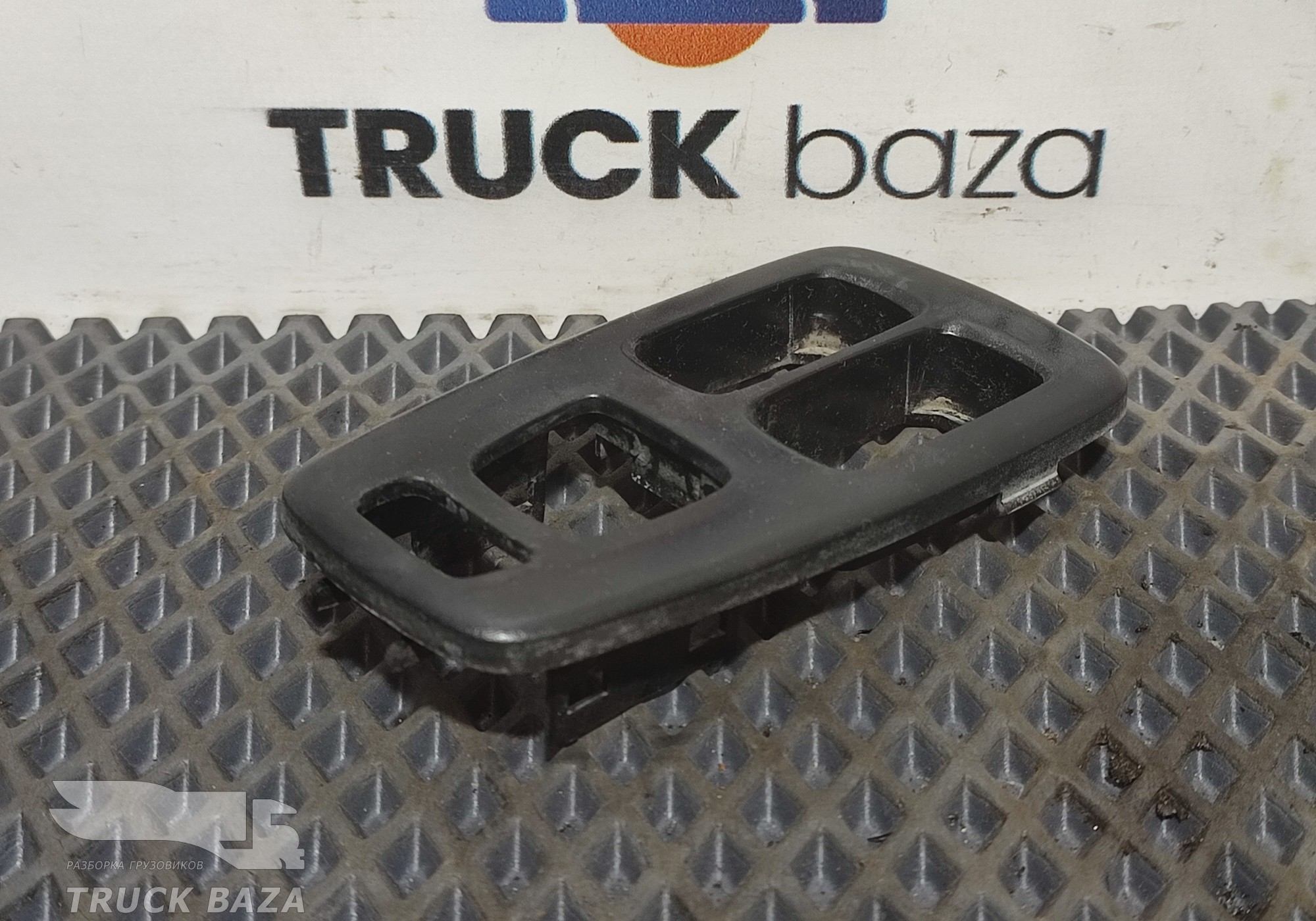 1445793 Рамка блока стеклоподъемников для Scania 5-series R (с 2004 по 2016)