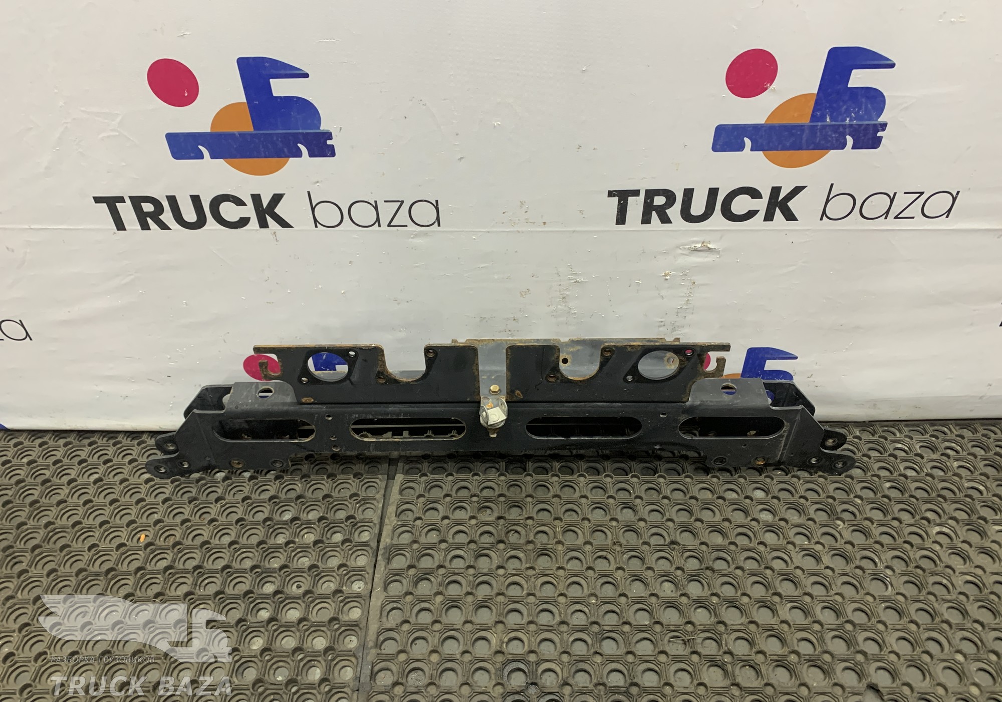 A9303100058 Кронштейн перекидок для Mercedes-Benz Axor II (с 2004 по 2010)