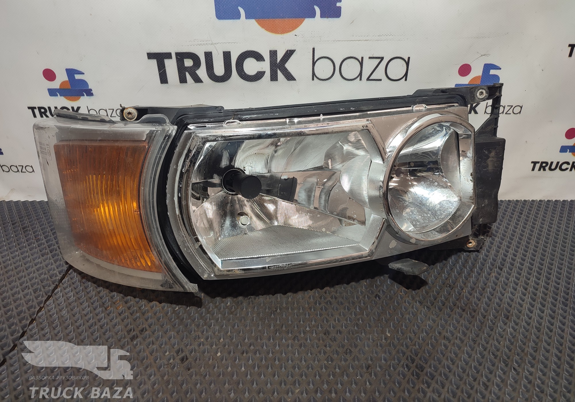 2000057 Фара правая для Scania 5-series